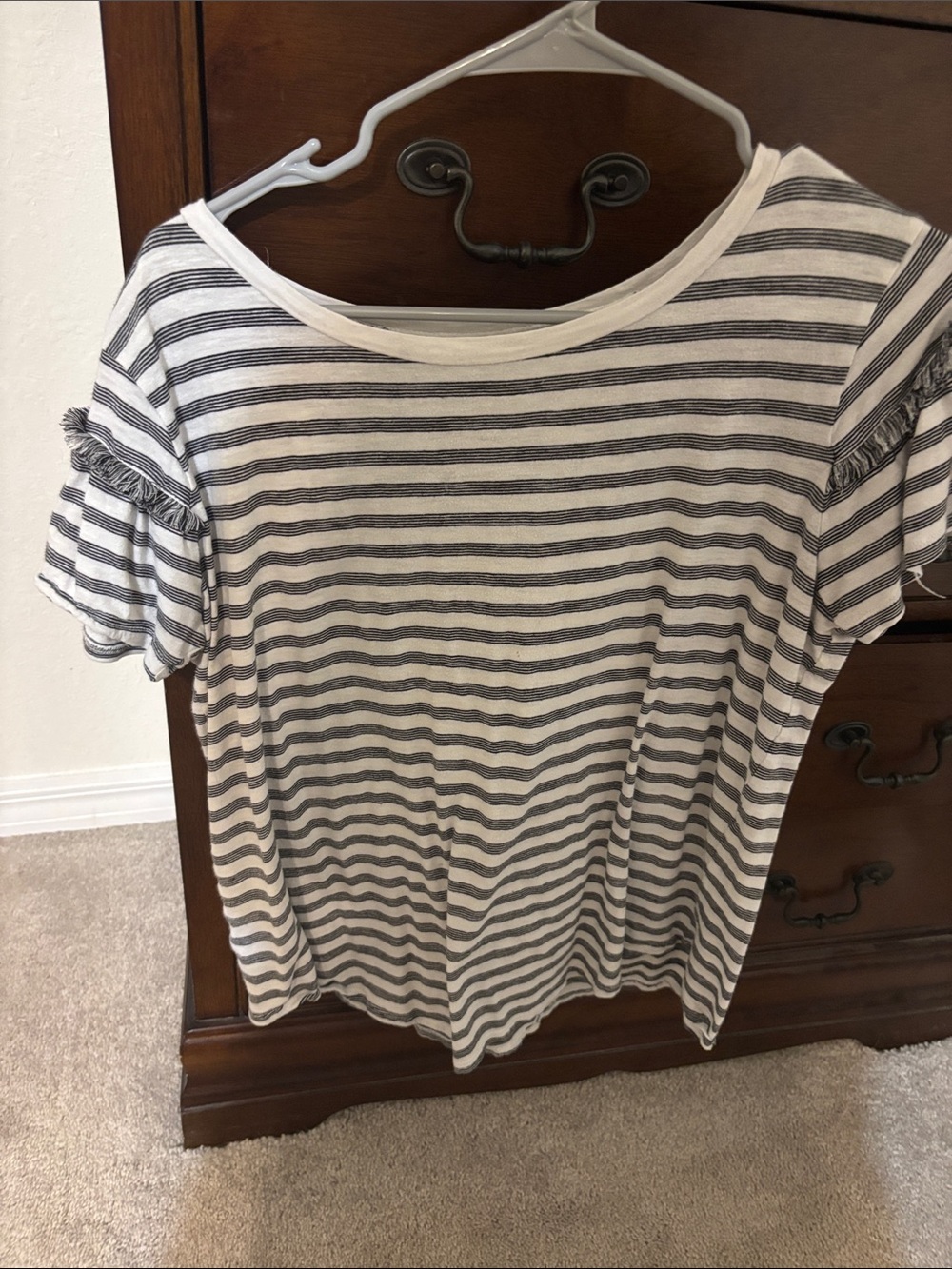 LOFT Striped Ruffle Sleeve Tee - White & Gray